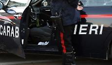 Tenta di rubare in una scuola, denunciato