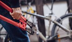 Furto di una e-bike, tre uomini denunciati