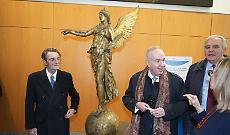 Inaugurata a Palazzo Lombardia la Vittoria Alata simbolo dell&rsquo;era olimpica
