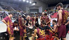 Juvi sette bellezze, Verona non regge