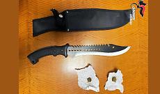 Droga, invasione di terreni e machete in auto: sette persone denunciate