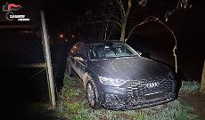 Auto rubata e arnesi da scasso: doppio intervento dei carabinieri nel fine settimana
