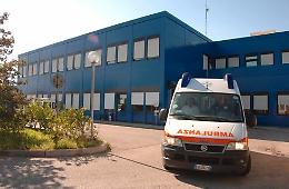Infortunio al campo di calcio, ferito un 43enne