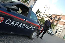 Denunciati due romeni, addosso e refurtiva e taglierini