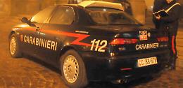 Auto a fuoco nella notte in via Castelleone