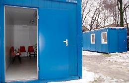 Cre, trasloco forzato nei container