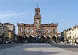Ventenne aggredito da nomadi