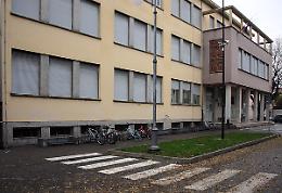 Studenti del 'Parazzi' trovano e restituiscono portafogli
