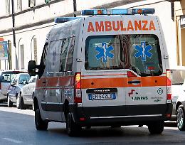 Beve e si sente male, d'urgenza all'ospedale