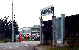 Niente crisi per la Invernizzi di Solarolo, i dipendenti festeggiano i titolari