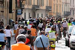 Biciclette contromano, anche Cremona è favorevole: tu cosa ne pensi?