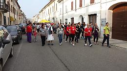 In 150 alla camminata per il doposcuola