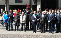 Liberazione, piazza piena