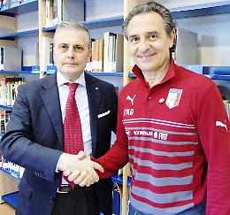 Prandelli riceve il Paul Harris Fellow