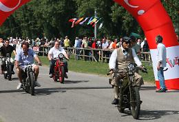 10° Sottocanna in circuito: sabato e domenica rombano le moto d'epoca