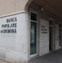 Scatta l'allerta per una rapina in banca
