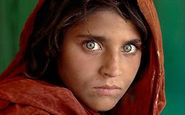 Le immagini del fotoreporter statunitense Steve McCurry a Monza