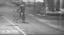 Ruba due bici, incastrato dalla telecamere