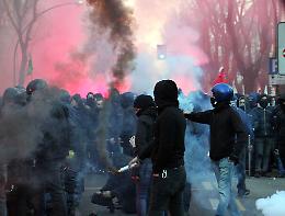 Il concerto dei 99 Posse si far&agrave;. La Regione Lombardia: scelta incomprensibile