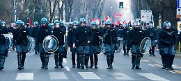 99 Posse, concerto blindato: mobilitati 200 agenti