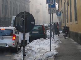 Ho spalato la neve e ho preso pure la multa: grazie per lo zelo