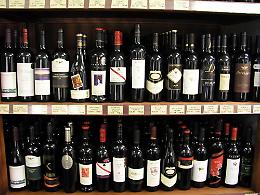 In aumento le vendite di vino nei supermercati