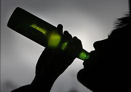 Troppo alcool, 17enne finisce al pronto soccorso