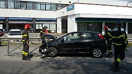 Le immagini dell'incidente in via Libero Comune