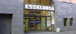 Ruba alla Esselunga, scoperto: botte agli addetti