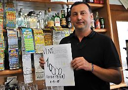 Artigiano 50enne 'gratta' e vince 10mila euro