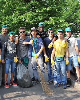 Piccoli 007 a caccia di rifiuti