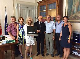 I commercialisti regalano un pc al tribunale