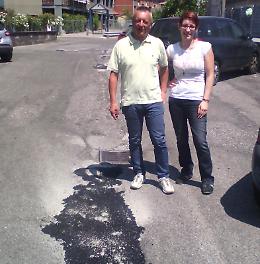 Dopo due anni buche riparate