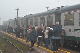 Treni cancellati, tre in poche ore