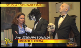 Scuola di Cl, Striscia la Notizia 
'fa visita' al sindaco Bonaldi