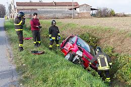 Scontro tra auto, 52enne resta ferita