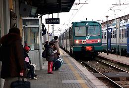 Festivit&agrave; senza le carrozze
&laquo;Solito &lsquo;regalo&rsquo; di Trenord&raquo;