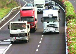 Il far west dei Tir. Uno su 5 irregolare