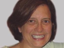 Muore nel sonno a 55 anni, lascia il marito e due figli