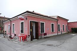 Minimarket, addio polemico