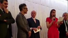Fiorello riceve il premio "E' Giornalismo"