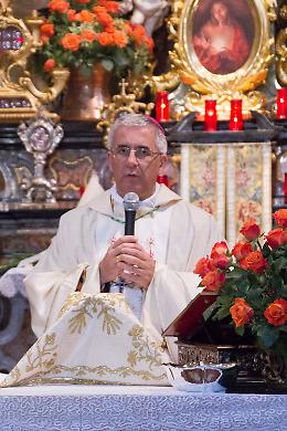 Rose benedette per Santa Rita
