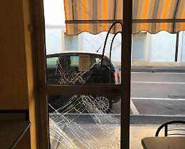 Spaccata al bar Jamaica, rubati i videopoker