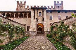 Cavernago (Bg) - Castle Street Food 
Dal 2 al 4 settembre 2016