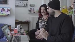 La pubblicità a casa di Michela, casalinga di Voghera: strategie di marketing in salotto