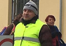 Insulti al nonno-vigile, non si placa la polemica