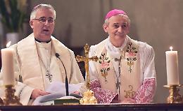 Santuario stracolmo di fedeli per la tradizionale veglia di pace