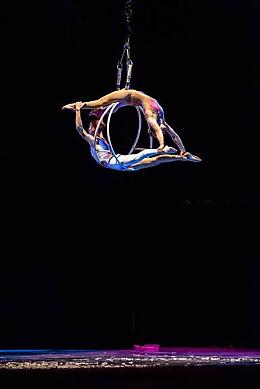 La compagnia di danza acrobatica Sonics
al Teatro Arena del Sole di Roccabianca (Pr)