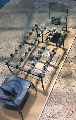 Foto della mostra alla Fondazione Prada di Milano