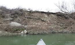 Piena e pioggia, cede la sponda sul Po